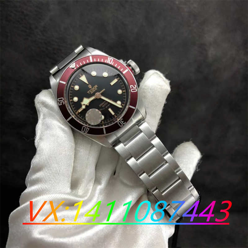 ZF帝舵小红花与正品对比有破绽嘛？是否值得入手