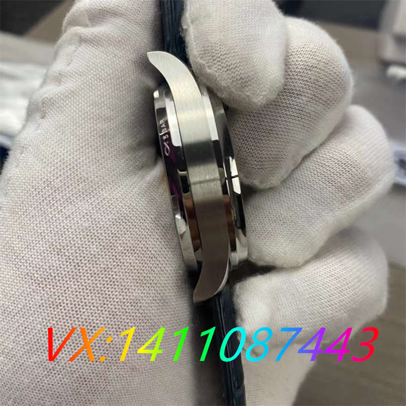 ZF工厂万国葡七-简约却又不简单的复刻腕表