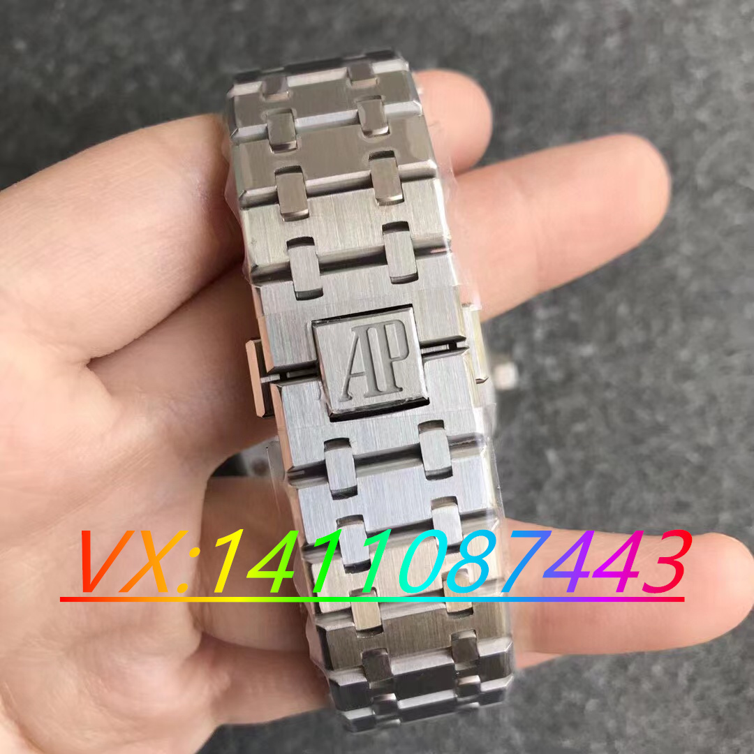 ZF厂爱彼15400复刻表与正品对比有哪些差异？