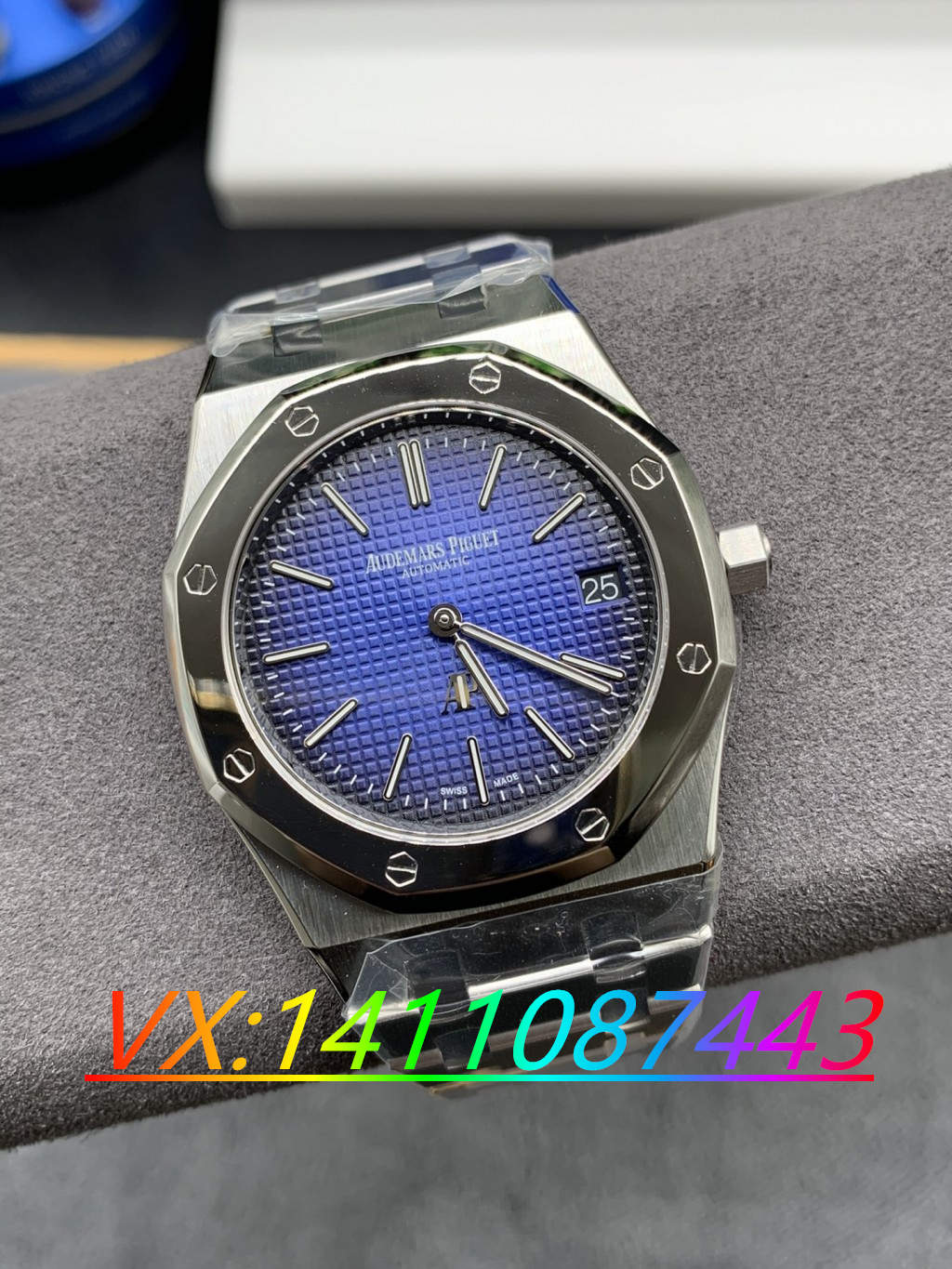 ZF厂爱彼15202烟熏蓝的做工怎么样？有色差么？