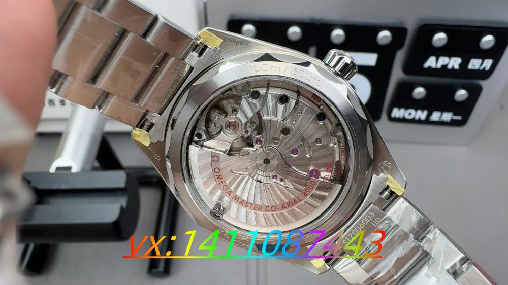 VS厂欧米茄海马150绿针:精湛工艺与细节的完美融合​