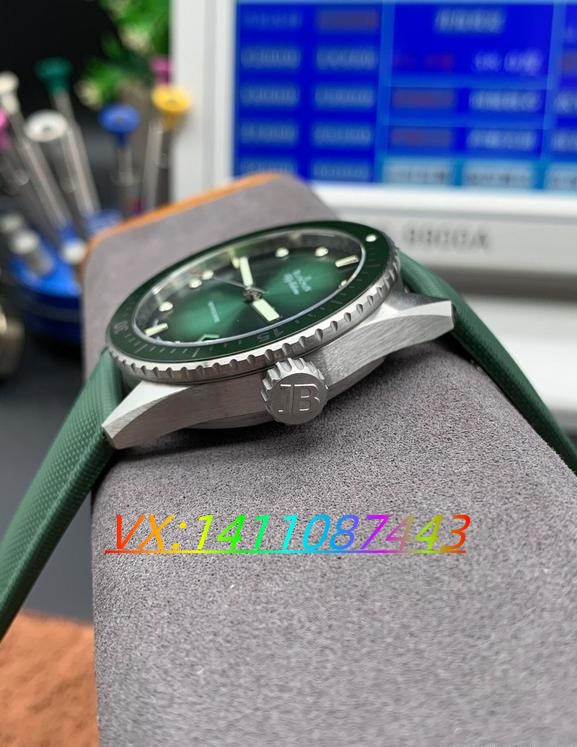 GF 厂宝珀五十噚 5000 钢壳极光绿细节深度评测
